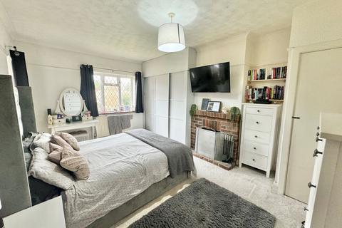 2 bedroom bungalow for sale, Wallsend Road, Pevensey Bay, Pevensey