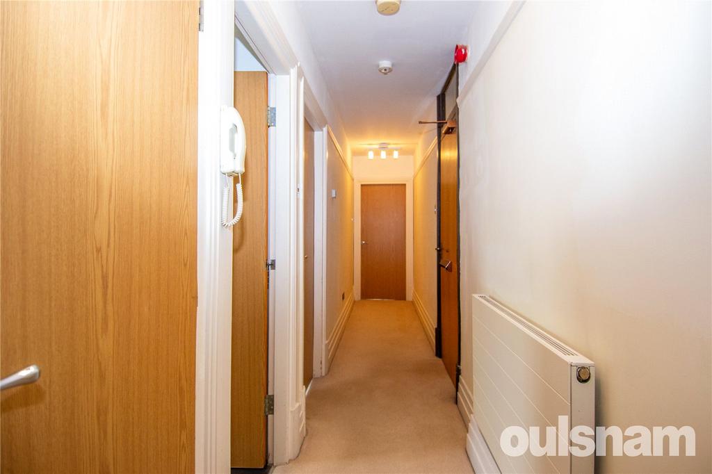 Apartment in West Midlands - View 2