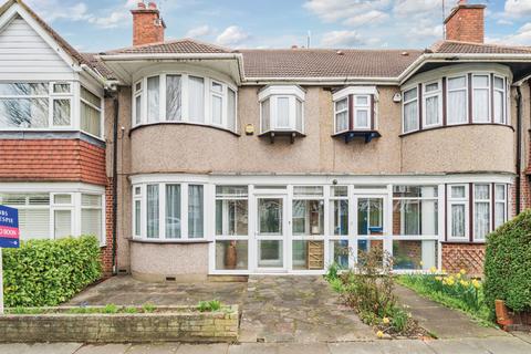 3 bedroom terraced house for sale, Victoria Road, Ruislip, Middlesex