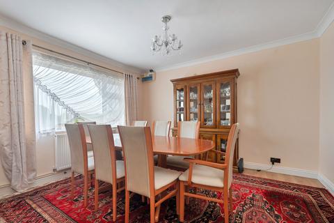 12 Coniston Road, Gunthorpe, Peterborough, PE4 7UE