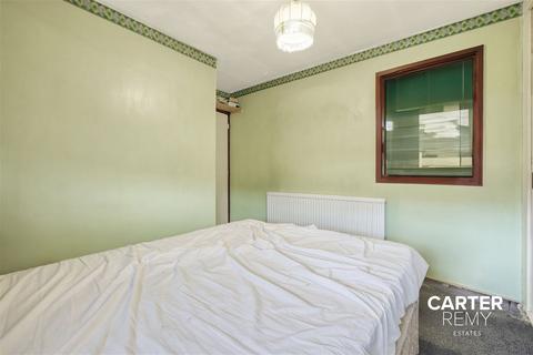 78 Methersgate, Basildon, SS14 2LT