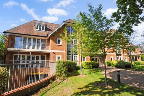 Station Road, Beaconsfield, HP9
