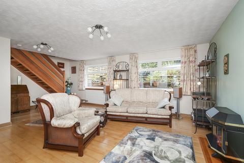 2 Ewing Street, Penicuik, EH26 0JY