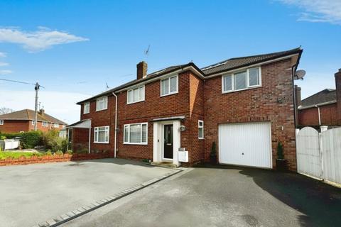 4 bedroom semi-detached house for sale, Nythe Road, Swindon, SN3 4AW