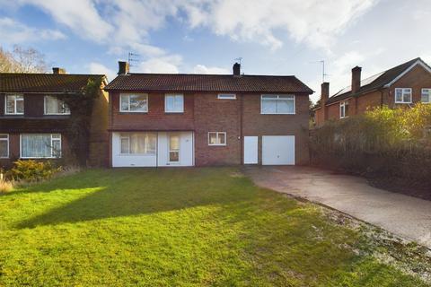3 bedroom detached house to rent - Coates Lane, High Wycombe, Buckinghamshire, HP13 5EY