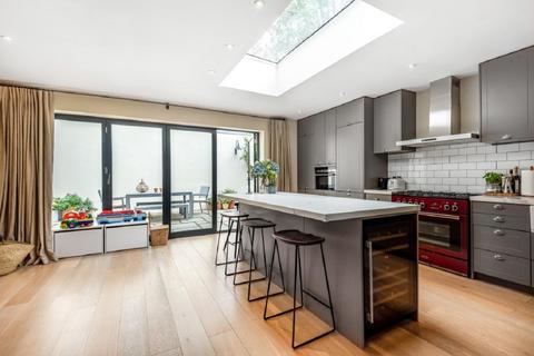 30 Orbel Street, London, SW11 3NZ