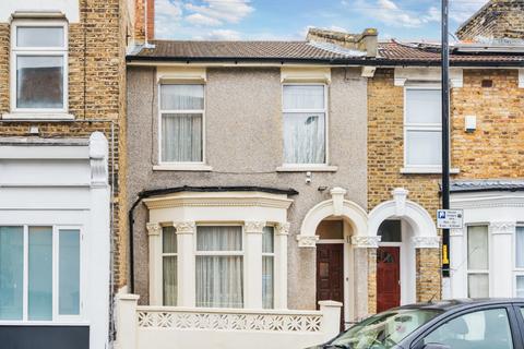 3 bedroom terraced house for sale, Fenham Road, Peckham, London