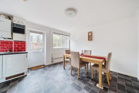 3 bedroom terraced house for sale - Newbury,  Berkshire,  RG14