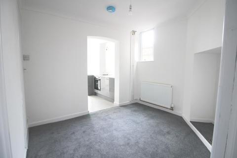 2 bedroom semi-detached house to rent, Sutton Road, Kidderminster, DY11