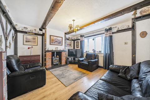 3 bedroom end of terrace house for sale - Crossmead, Watford, Hertfordshire