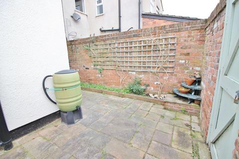 3 bedroom terraced house to rent - Castle Street, Southport, PR9
