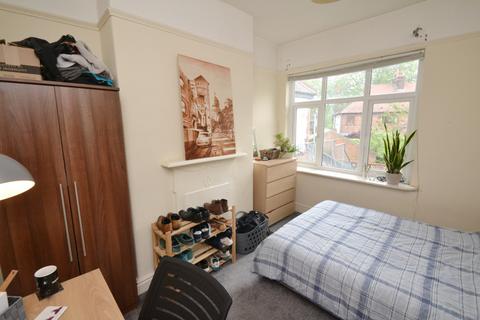 4 bedroom flat to rent - Lapwing Lane, Manchester M20