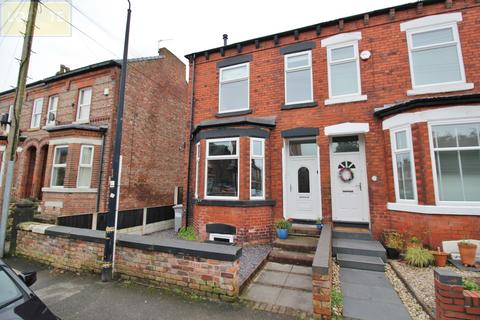 4 bedroom end of terrace house for sale, Roseneath Road, Urmston, Manchester