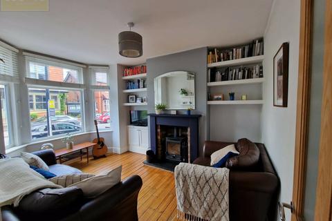 4 bedroom end of terrace house for sale, Roseneath Road, Urmston