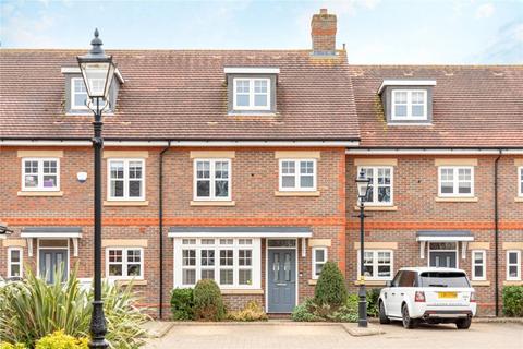 4 bedroom terraced house for sale, Thomas Gardens, Mortimer Hill, Tring