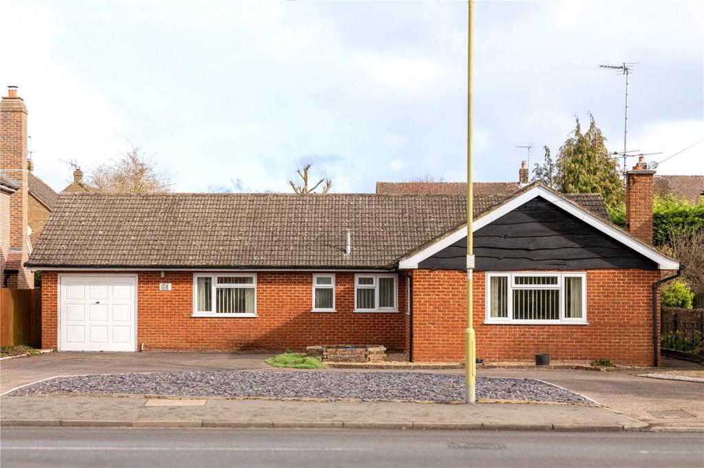Grove Road, Tring 3 bed bungalow for sale £750,000