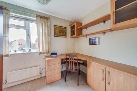 1 Broadhurst Grove, Lychpit, Basingstoke, RG24 8SB