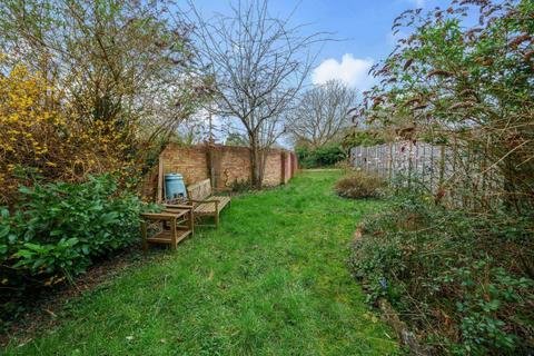 1 Broadhurst Grove, Lychpit, Basingstoke, RG24 8SB