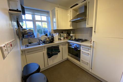 undefined, Neale Close, London N2