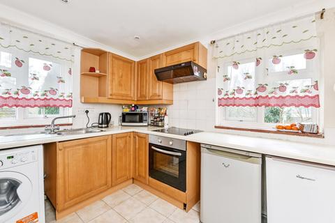 1 bedroom flat for sale, Admers Crescent, Liphook, Hampshire