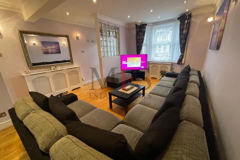 4 bedroom house for sale, Queens Road, Southall, UB2