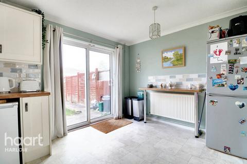3 bedroom terraced house for sale, Little Cattins, Harlow