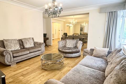 3 bedroom apartment for sale, Viceroy Court, Prince Albert Road, London, NW8