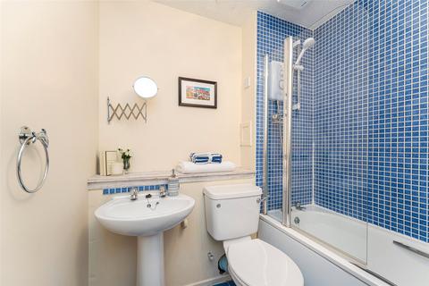 8/8 Grandfield, Edinburgh, EH6 4TJ