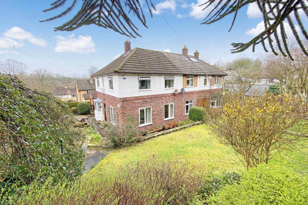 Dorset Close, Harrogate 3 bed semidetached house for sale £380,000