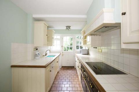 3 bedroom semi-detached house for sale, 1 Honeycroft Cottages, Upper Basildon, RG8