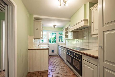 3 bedroom semi-detached house for sale, 1 Honeycroft Cottages, Upper Basildon, RG8