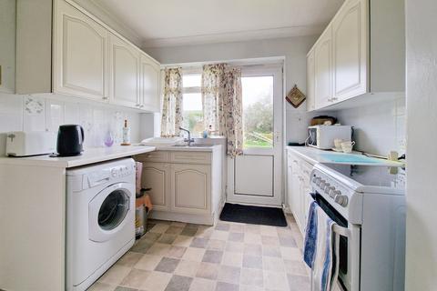 6 Bitterne Way, Lymington, SO41 3PB