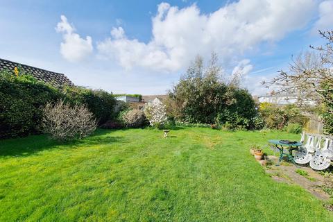 6 Bitterne Way, Lymington, SO41 3PB