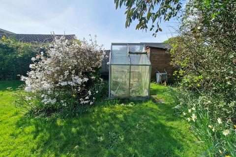 6 Bitterne Way, Lymington, SO41 3PB