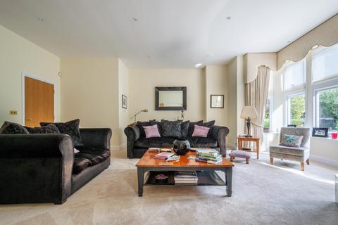 3 bedroom apartment for sale, Falmouth Avenue, Newmarket CB8