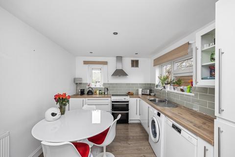 32 Whitehawk Way, Brighton, BN2 5LW