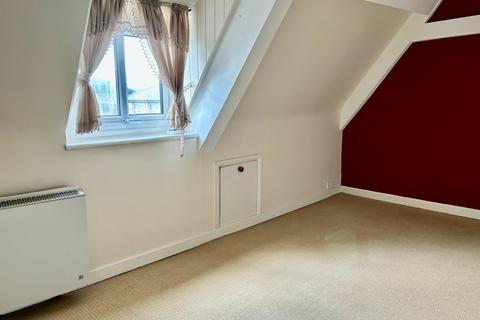 2 bedroom maisonette for sale, The Causeway, Chippenham SN15