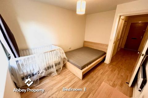 2 bedroom apartment to rent, Holly Street | Town Centre | LU1 3DD