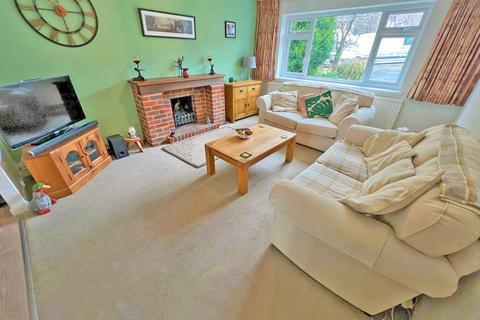 4 bedroom detached house for sale - Amberley Close, Shoreham-by-Sea BN43
