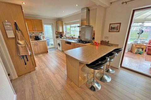 4 bedroom detached house for sale, Amberley Close, Shoreham-by-Sea BN43