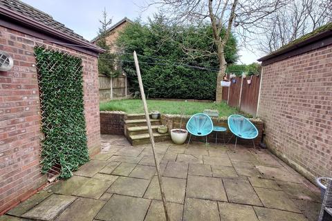 4 Redwing Drive, Biddulph, Stoke-on-trent, ST8 7UA
