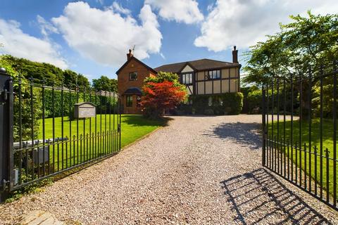 5 bedroom detached house for sale, Pool Lane, Brocton