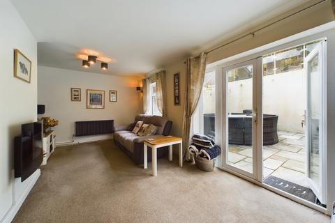 27 Elms Road, Burton-on-trent, DE15 9AQ