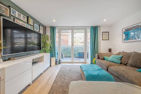 1 bedroom flat for sale - Gaumont Place, Streatham Hill, London, SW2