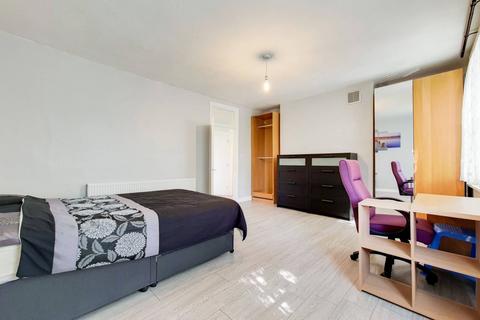 2 bedroom flat to rent, City Road, Angel, London, EC1V