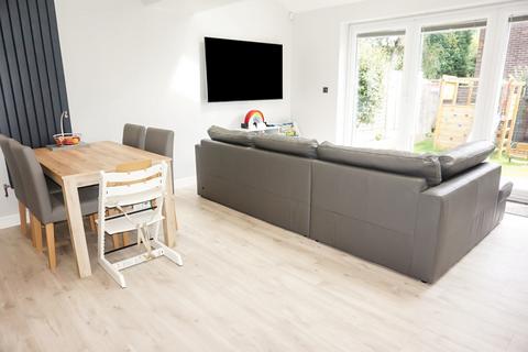 2 Linforth Drive, Sutton Coldfield, B74 2EQ