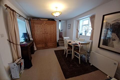 2 bedroom ground floor flat to rent, South Street, Castle Cary