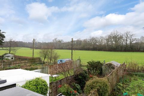 6 Park Close, Strood Green, Betchworth, RH3 7JB