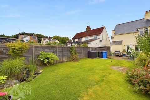 2 bedroom semi-detached house for sale, Wembley Avenue, Beccles