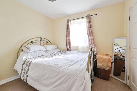 1 bedroom flat for sale, Peckham Road, Peckham, London, SE15